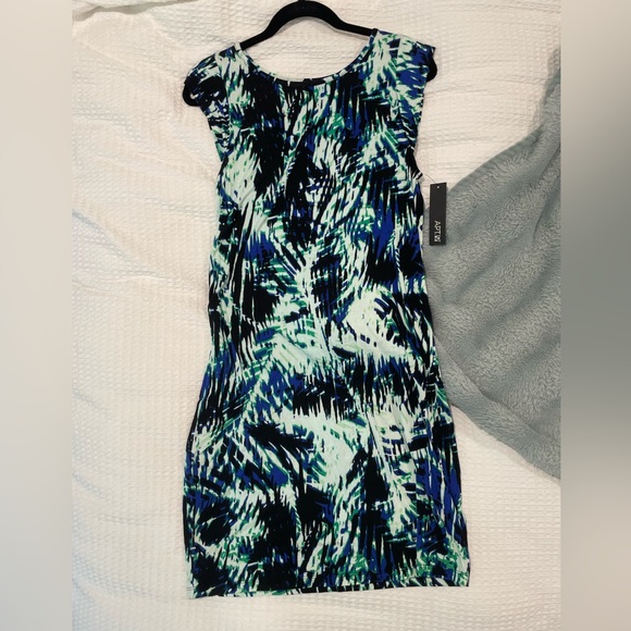 Apt. 9 Dresses & Skirts - Apt. 9 Abstract Body-Con Dress